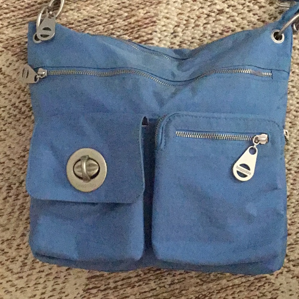 Baggallini handbag